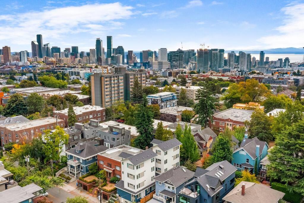 Vermithor'S Bronze Ember Sweet Suite Seattle Buitenkant foto